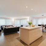 Haus Bor 아파트 *